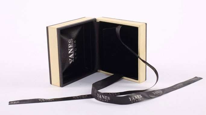 化妝品盒、化妝(zhuāng)品包裝盒、化妝(zhuāng)品盒子定制